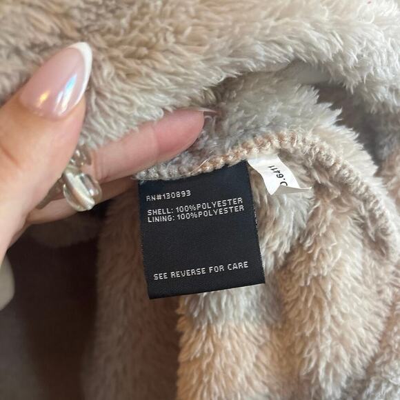 New Balance Sherpa Teddy Quarter Zip Pullover In Cream/Tan Size Large - Picture 5 of 6